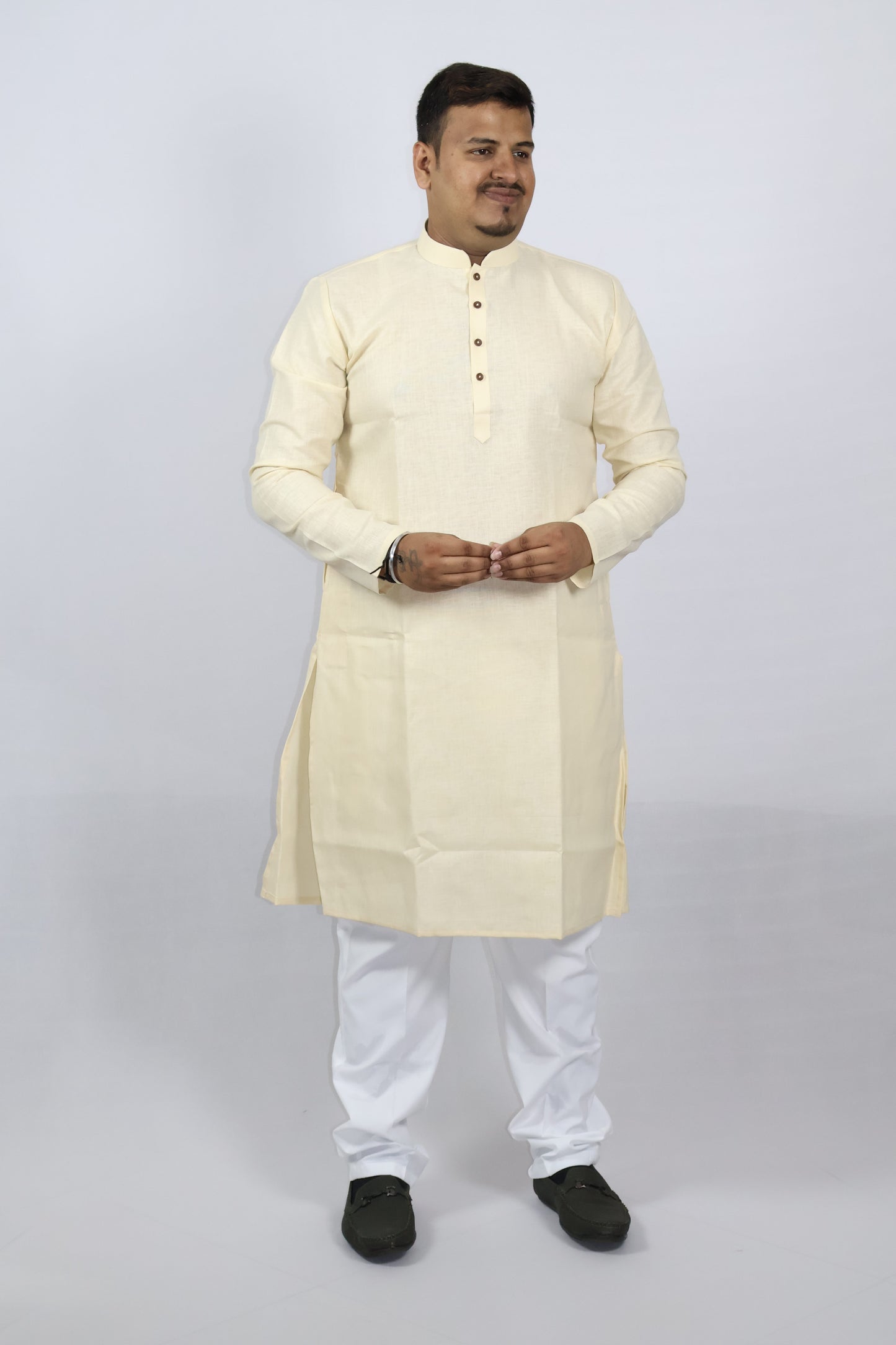 BLOSSOM MEN'S KURTA CREAM