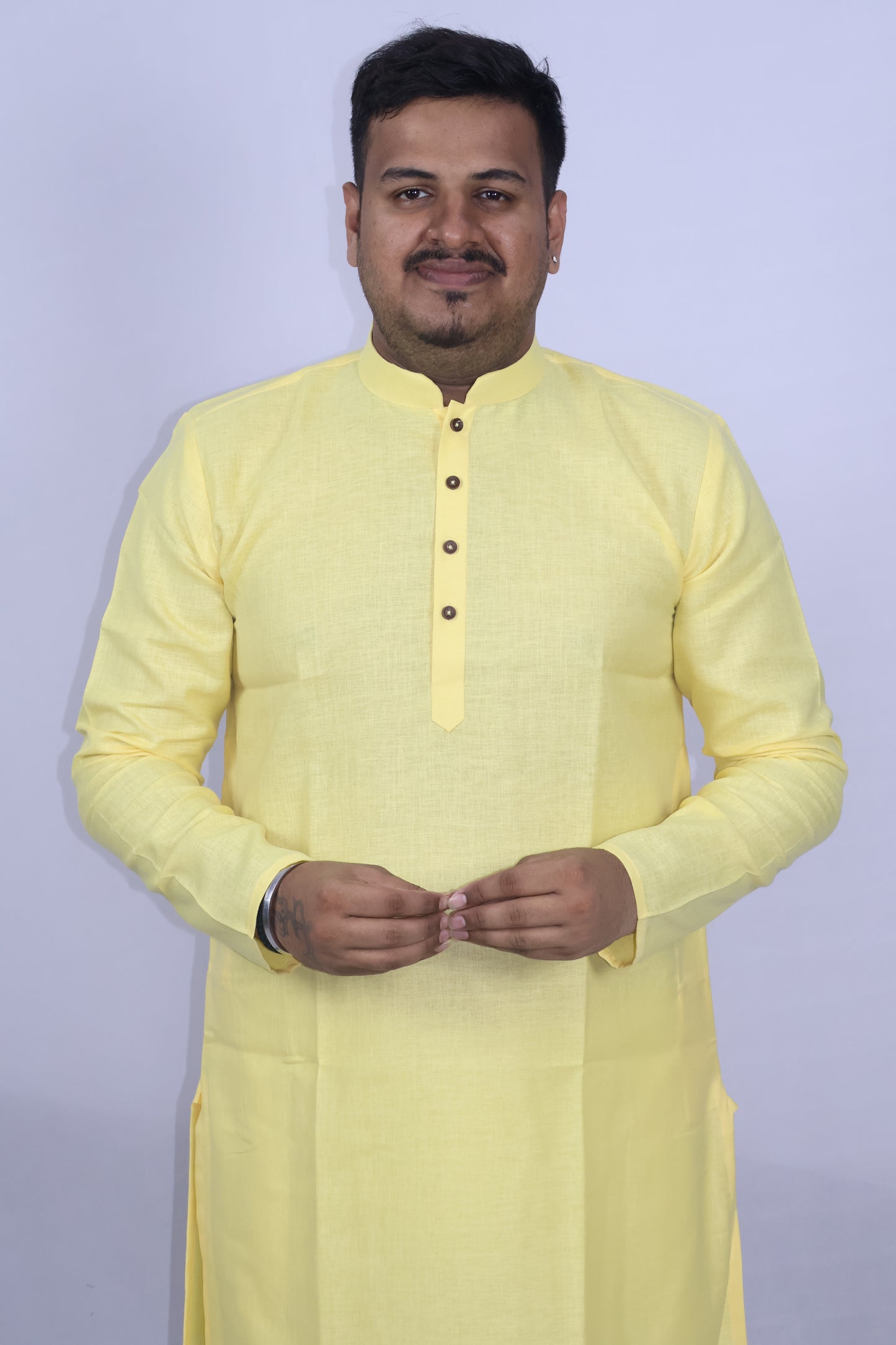 BLOSSOM MEN'S KURTA YELLOW (MILD)
