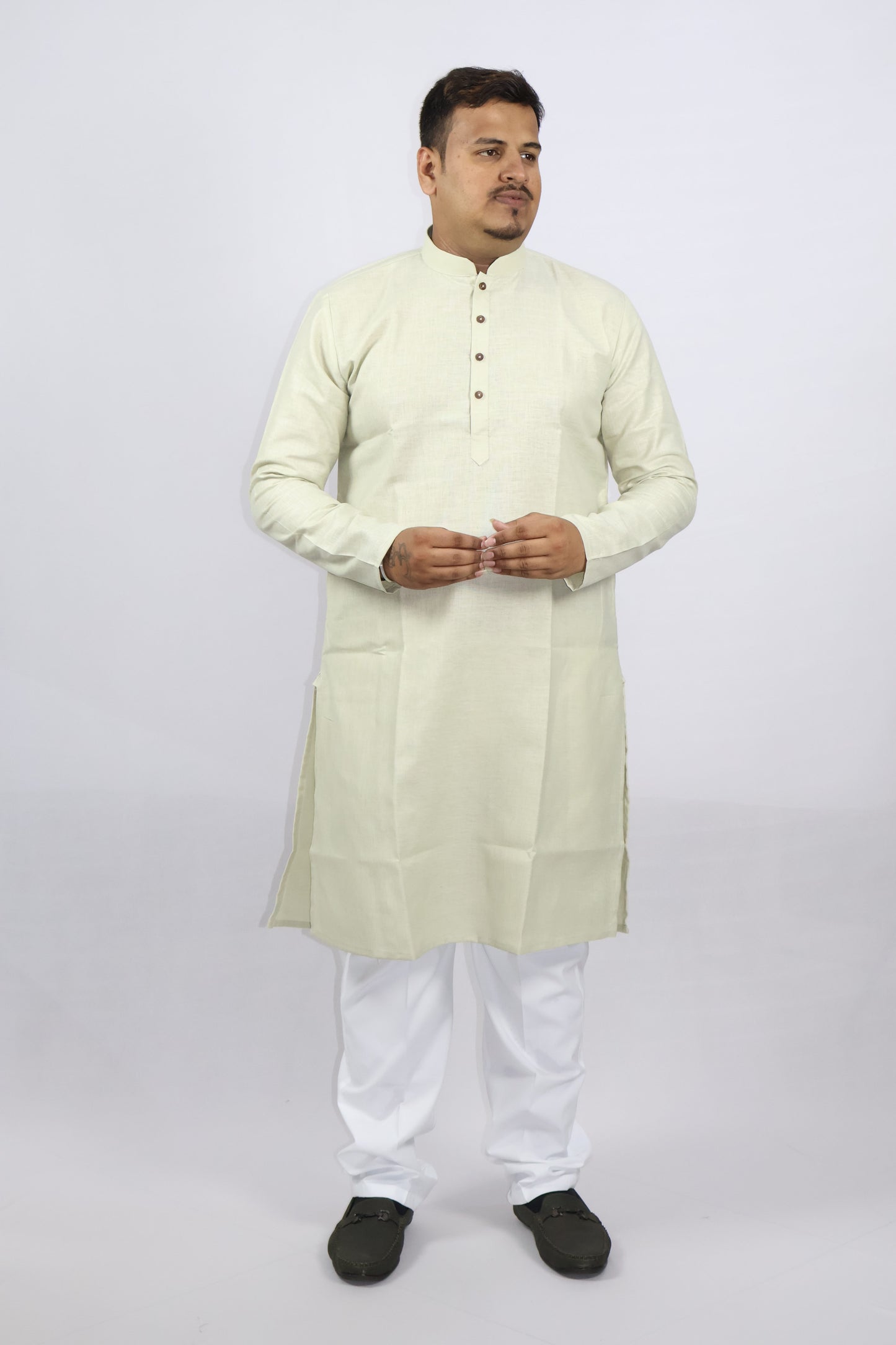 BLOSSOM MEN'S KURTA PISTA