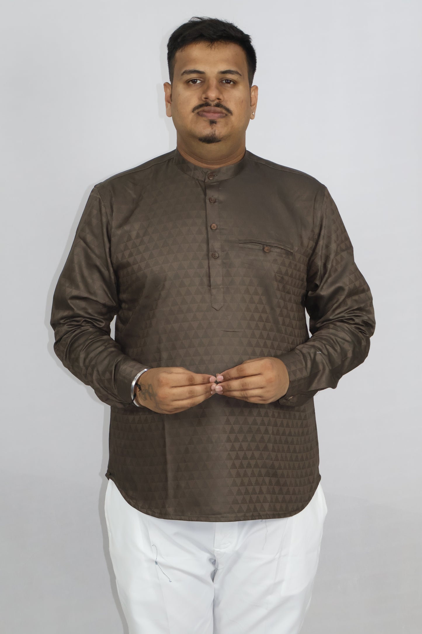 BHW CASATA MEN'S FULL SLEEVE SHORT KURTA BROWN