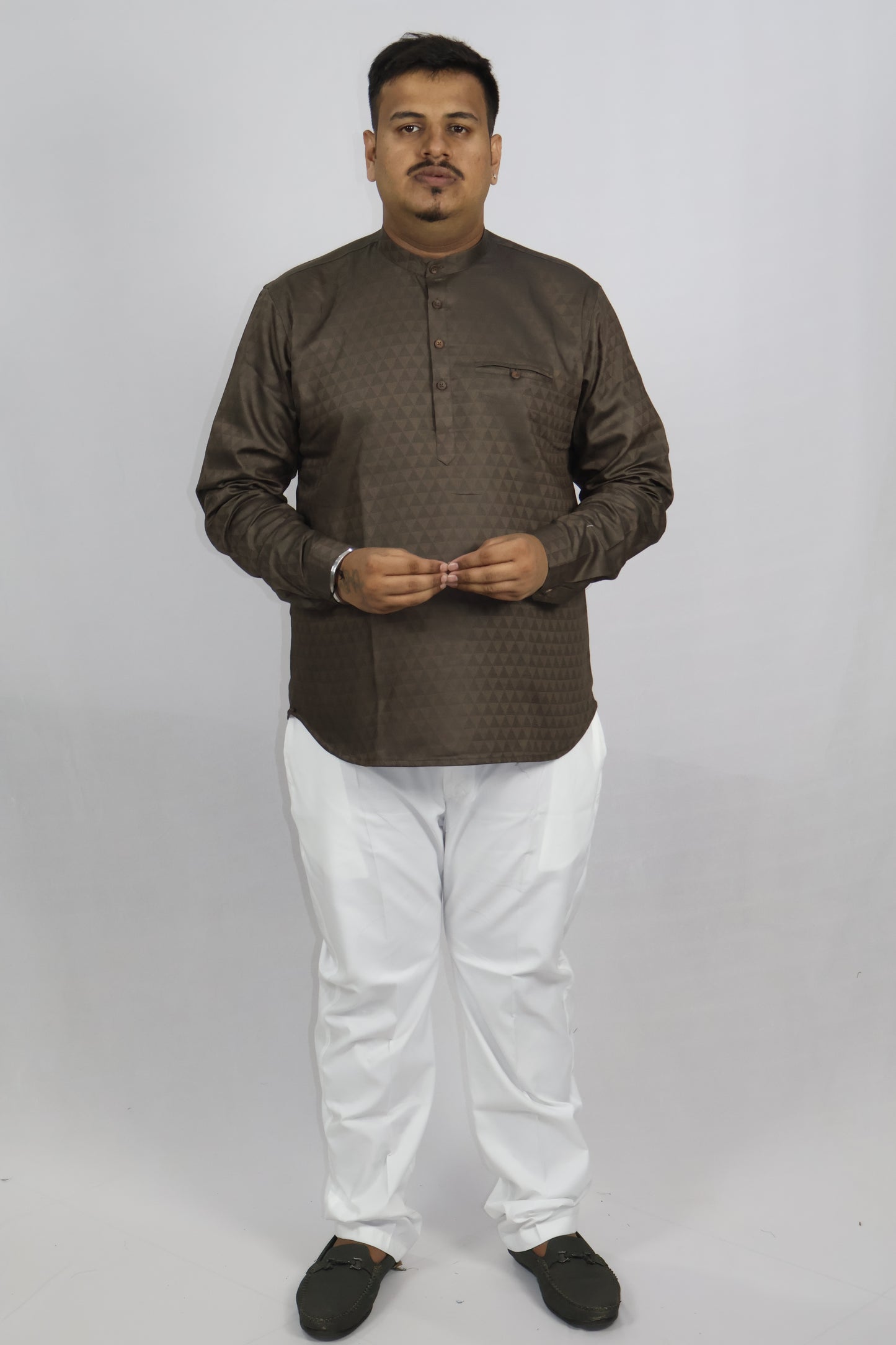 BHW CASATA MEN'S FULL SLEEVE SHORT KURTA BROWN