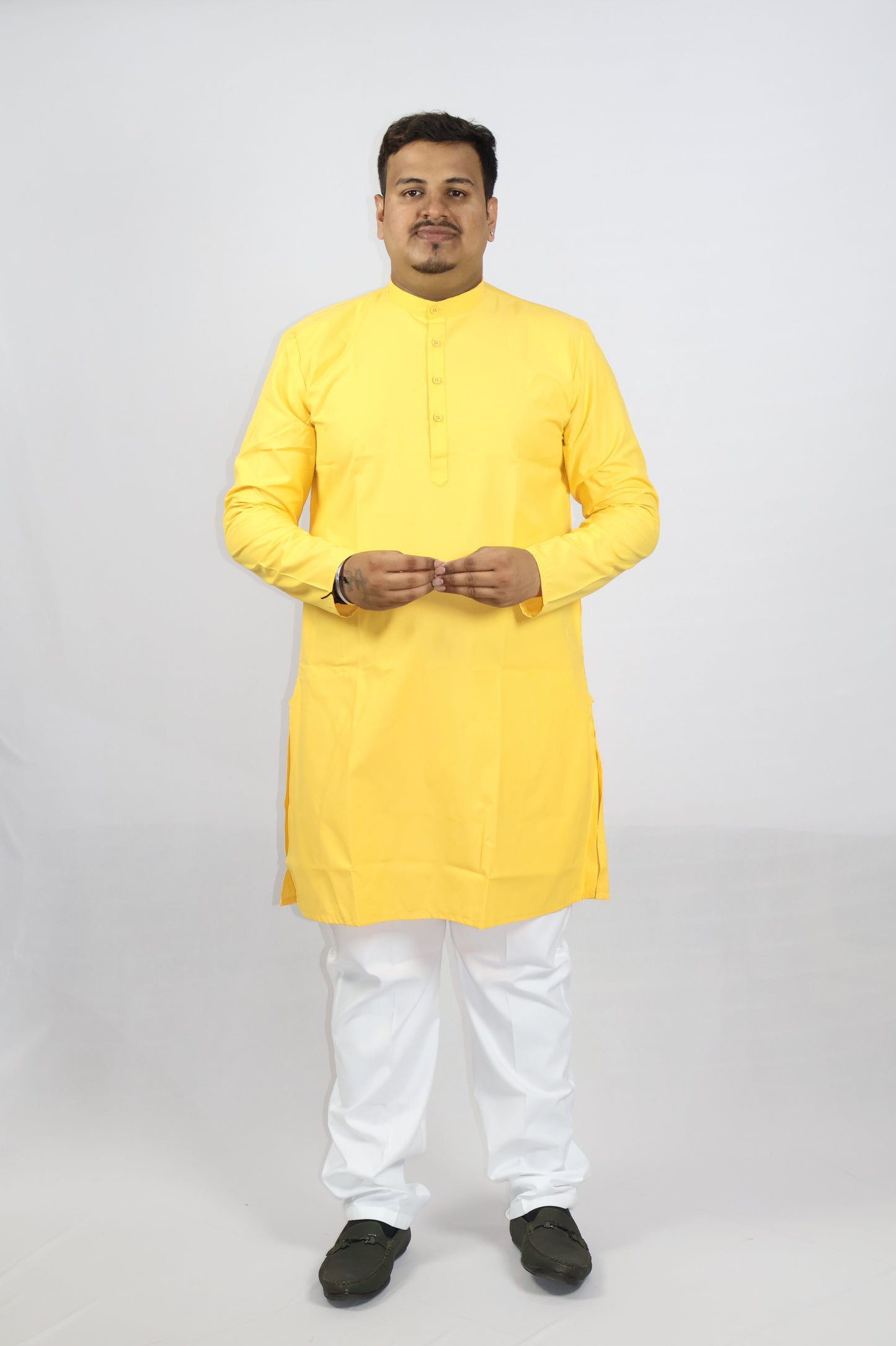 PLAIN MEN'S KURTA HALDI