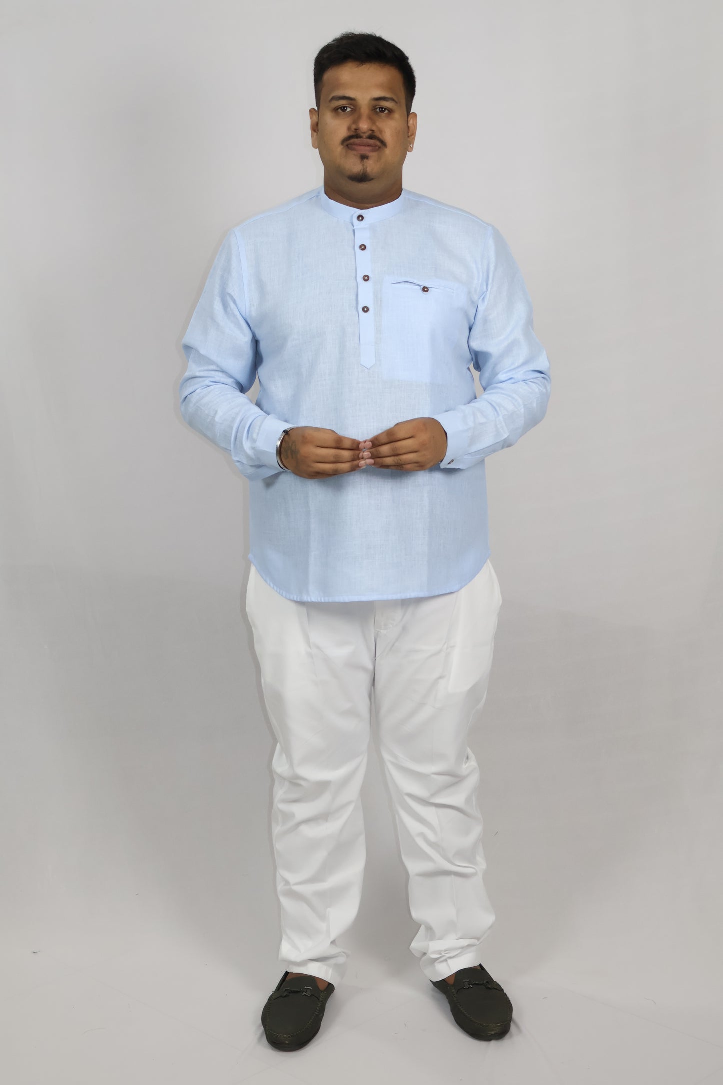 SHARPLINEN MEN'S FULL SLEEVE KURTA BLUE