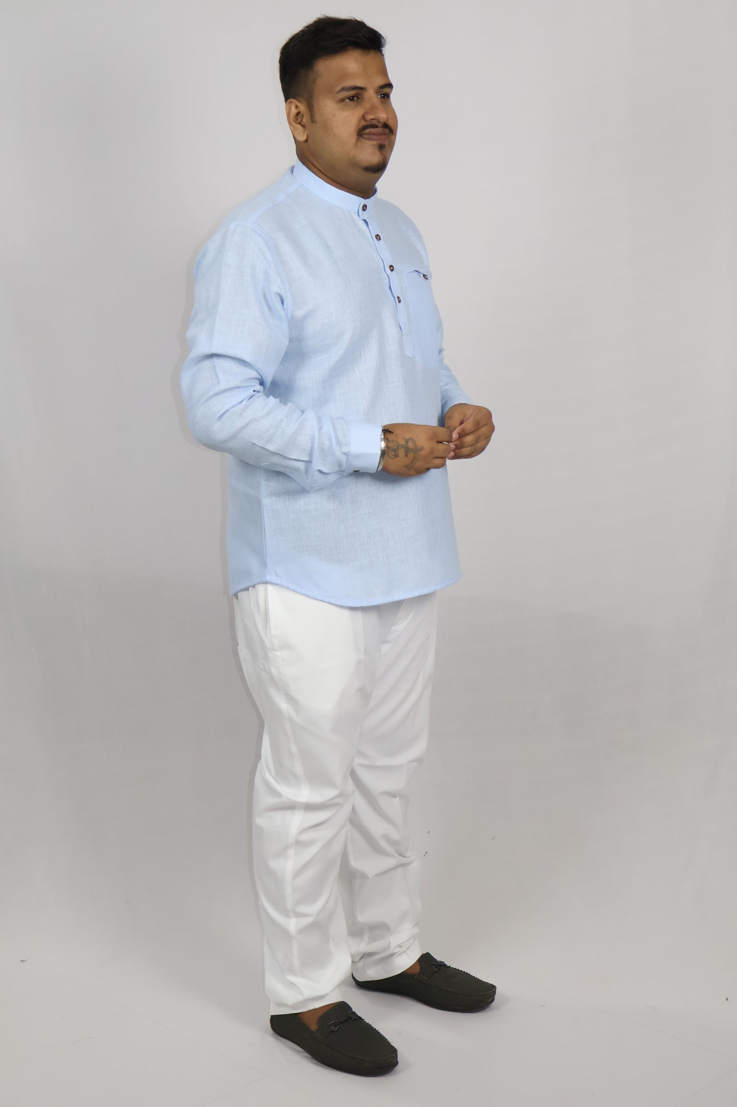 SHARPLINEN MEN'S FULL SLEEVE KURTA BLUE