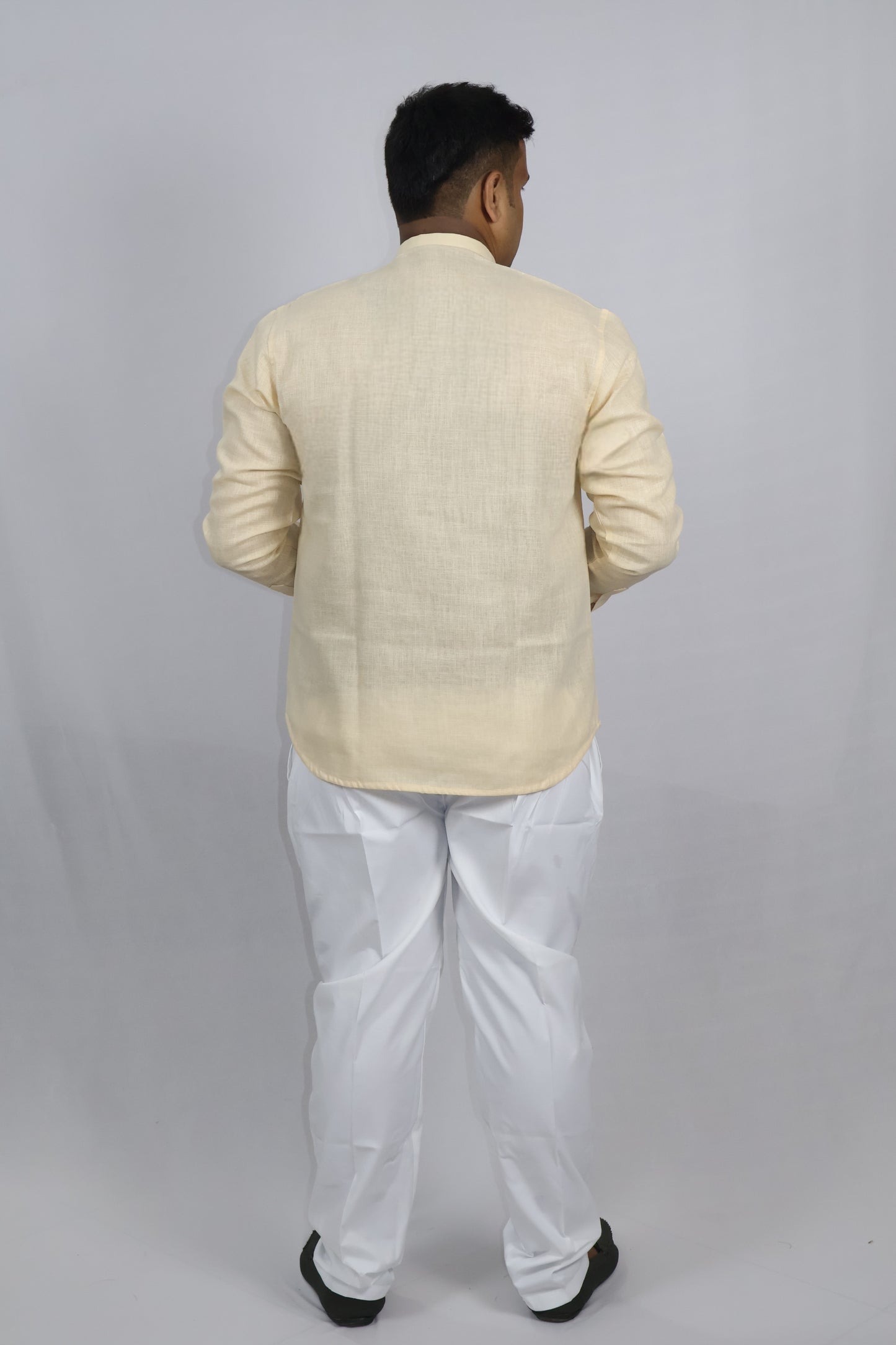 SHARPLINEN MEN'S FULL SLEEVE KURTA CREAM