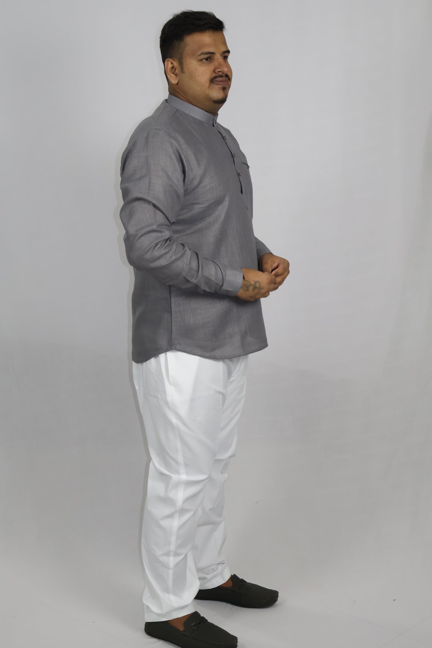 SHARPLINEN MEN'S FULL SLEEVE KURTA DARK GREY