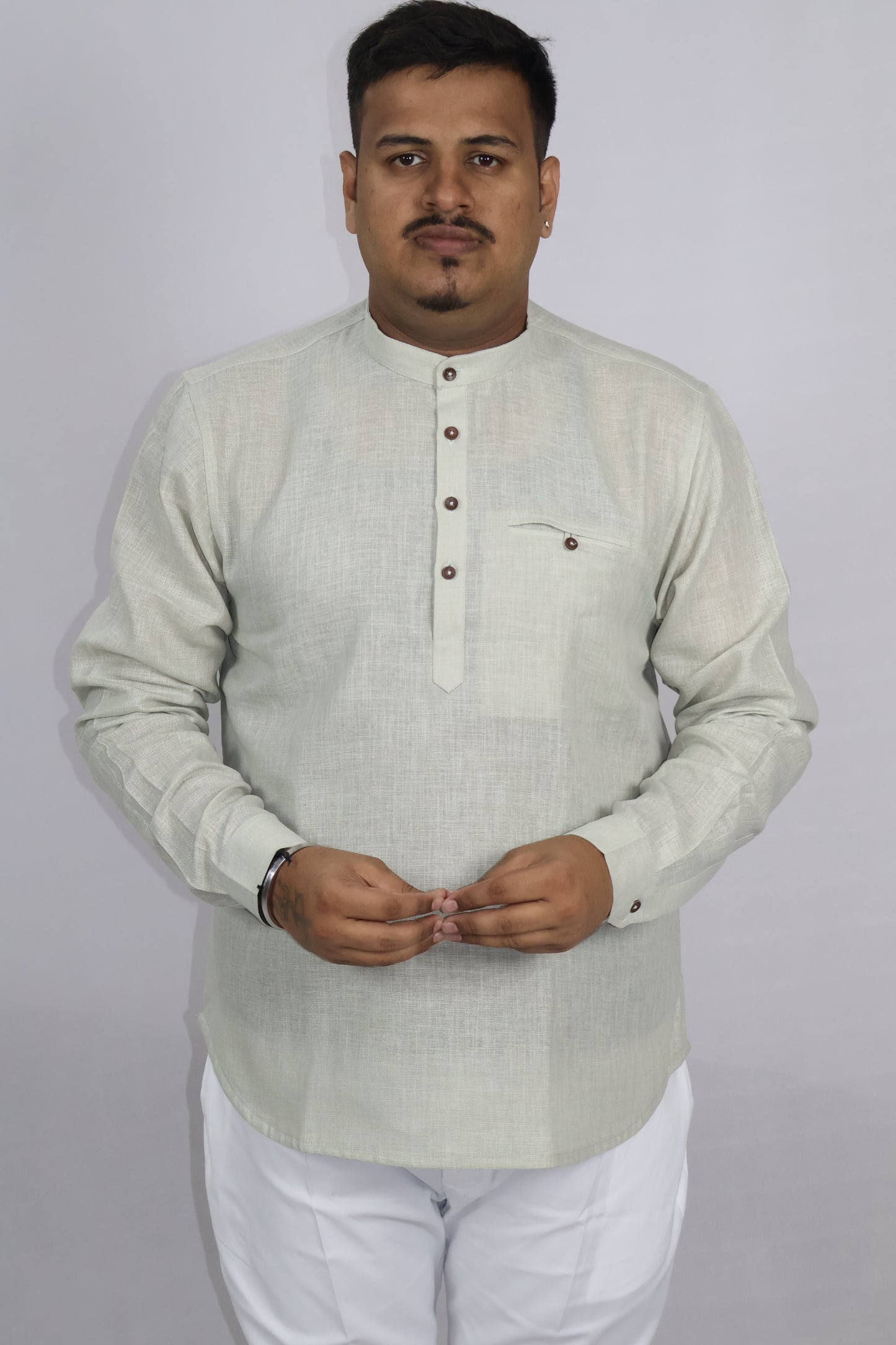SHARPLINEN MEN'S FULL SLEEVE KURTA LIGHT PISTA