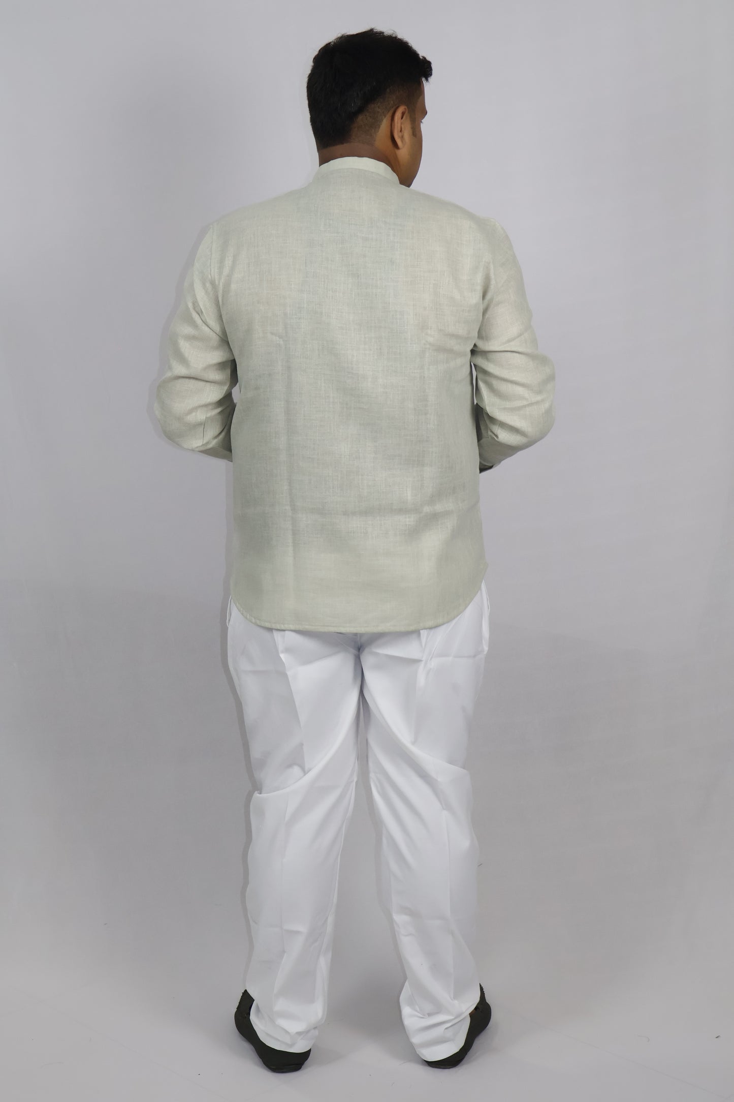 SHARPLINEN MEN'S FULL SLEEVE KURTA LIGHT PISTA