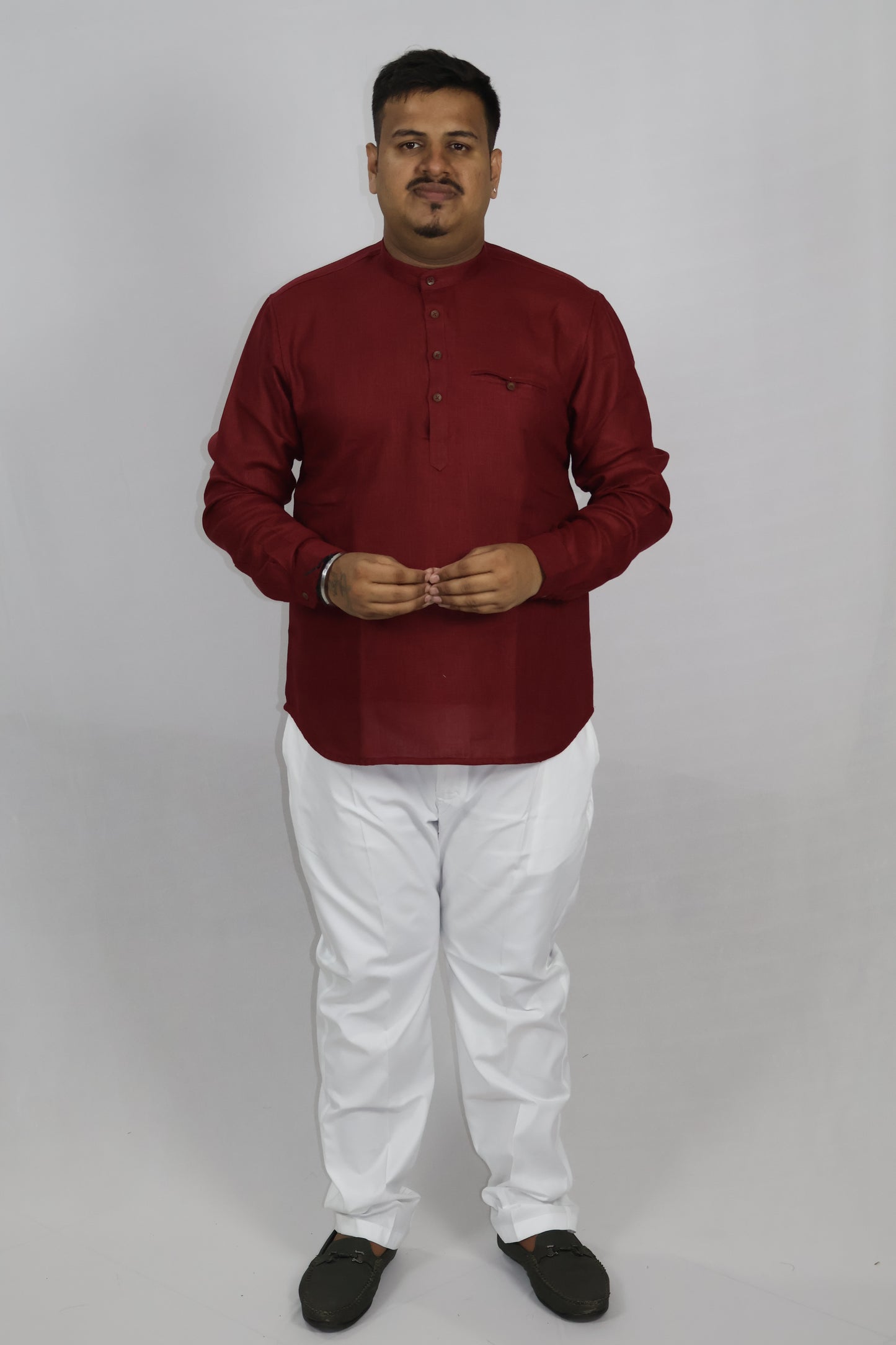 SHARPLINEN MEN'S FULL SLEEVE KURTA MARON