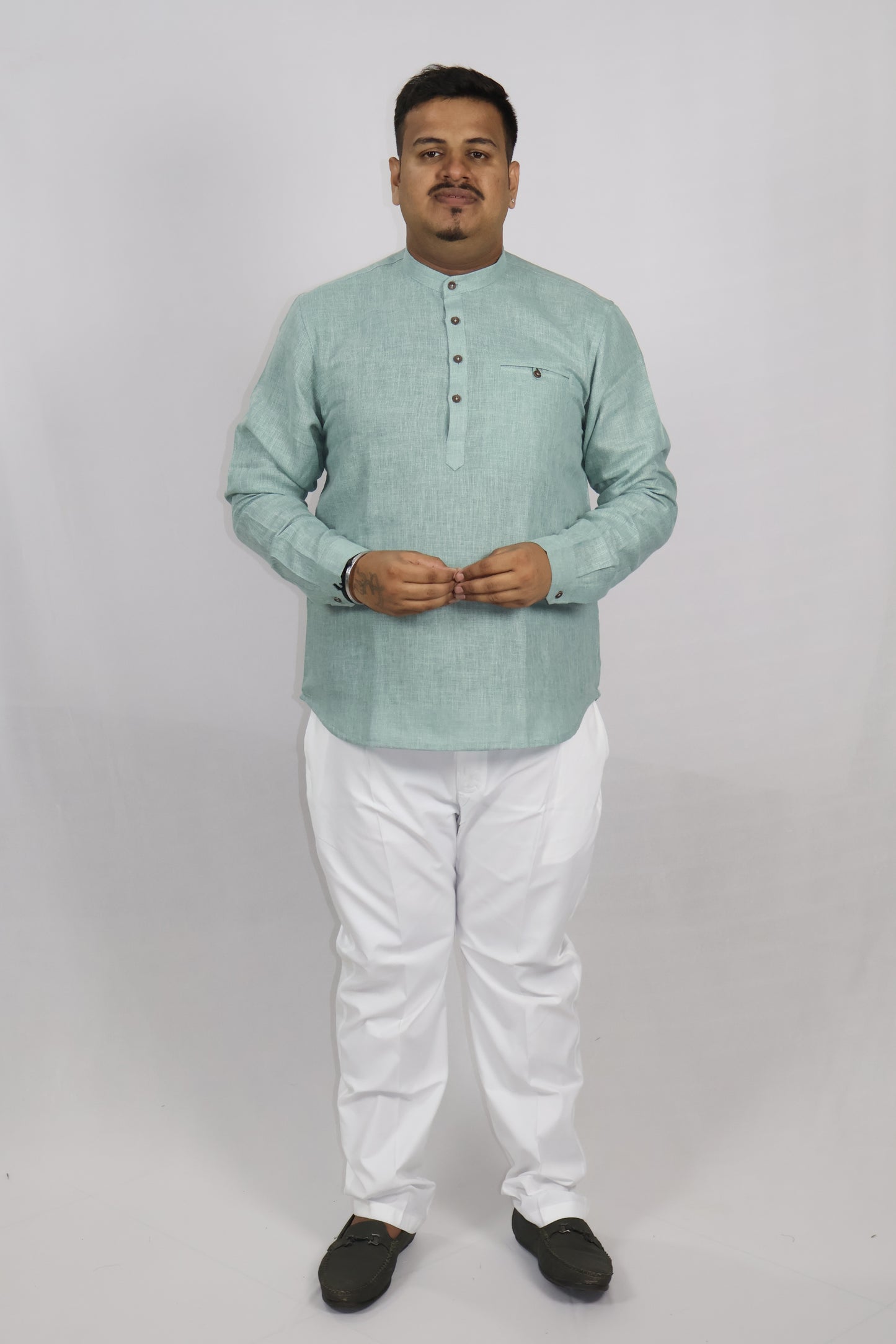 SHARPLINEN MEN'S FULL SLEEVE KURTA PISTA