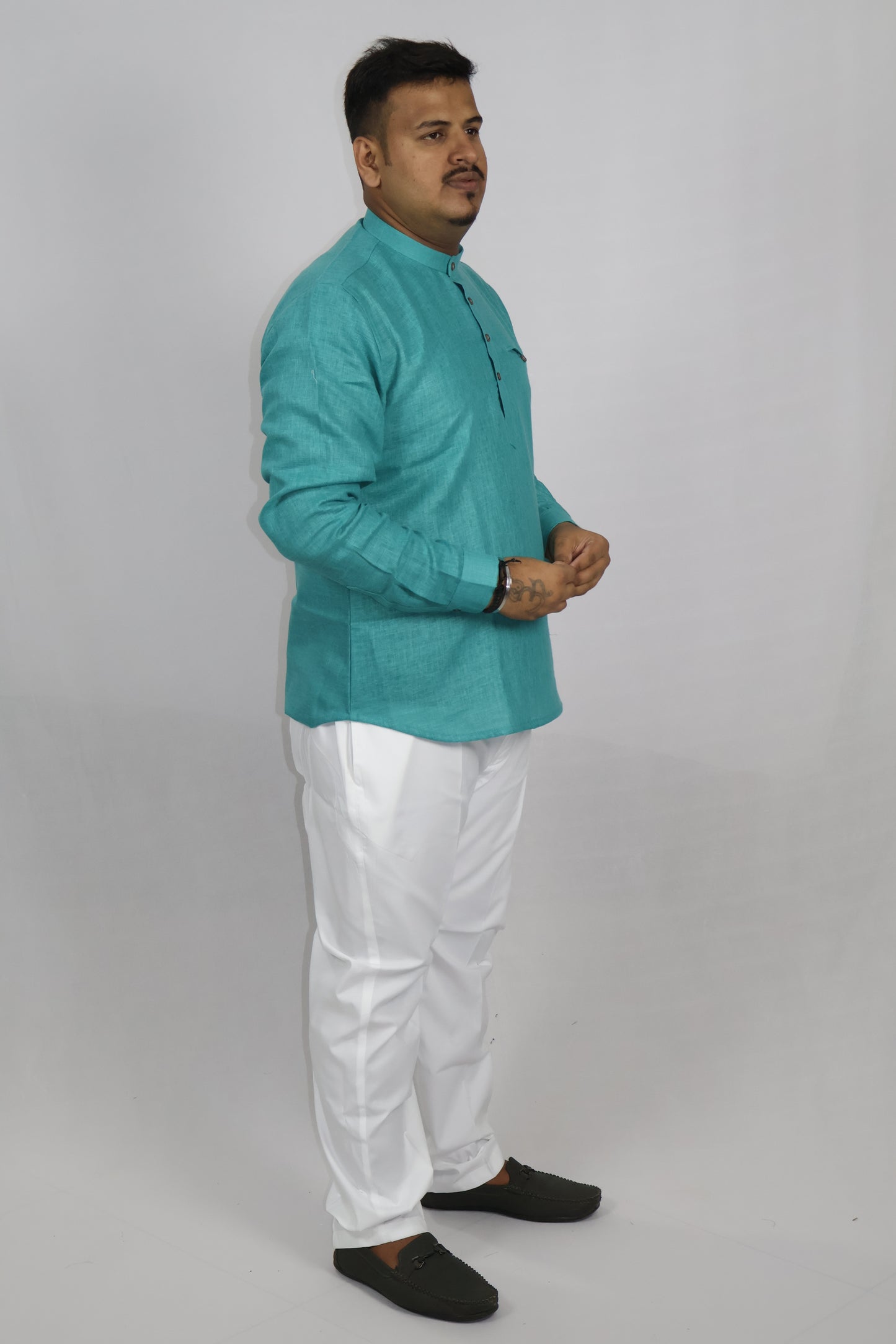 SHARPLINEN MEN'S FULL SLEEVE KURTA RAMA GREEN