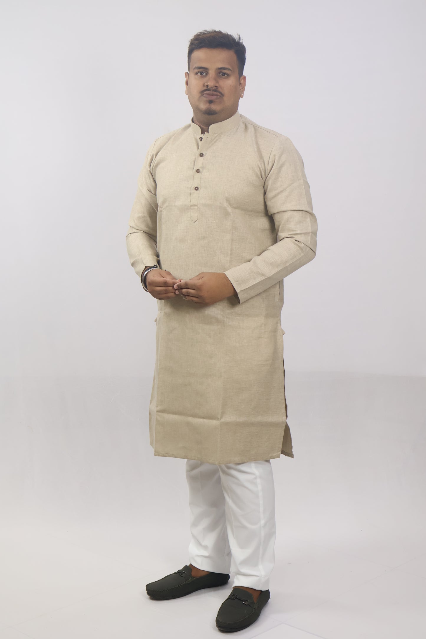 BLOSSOM MEN'S KURTA JUTE