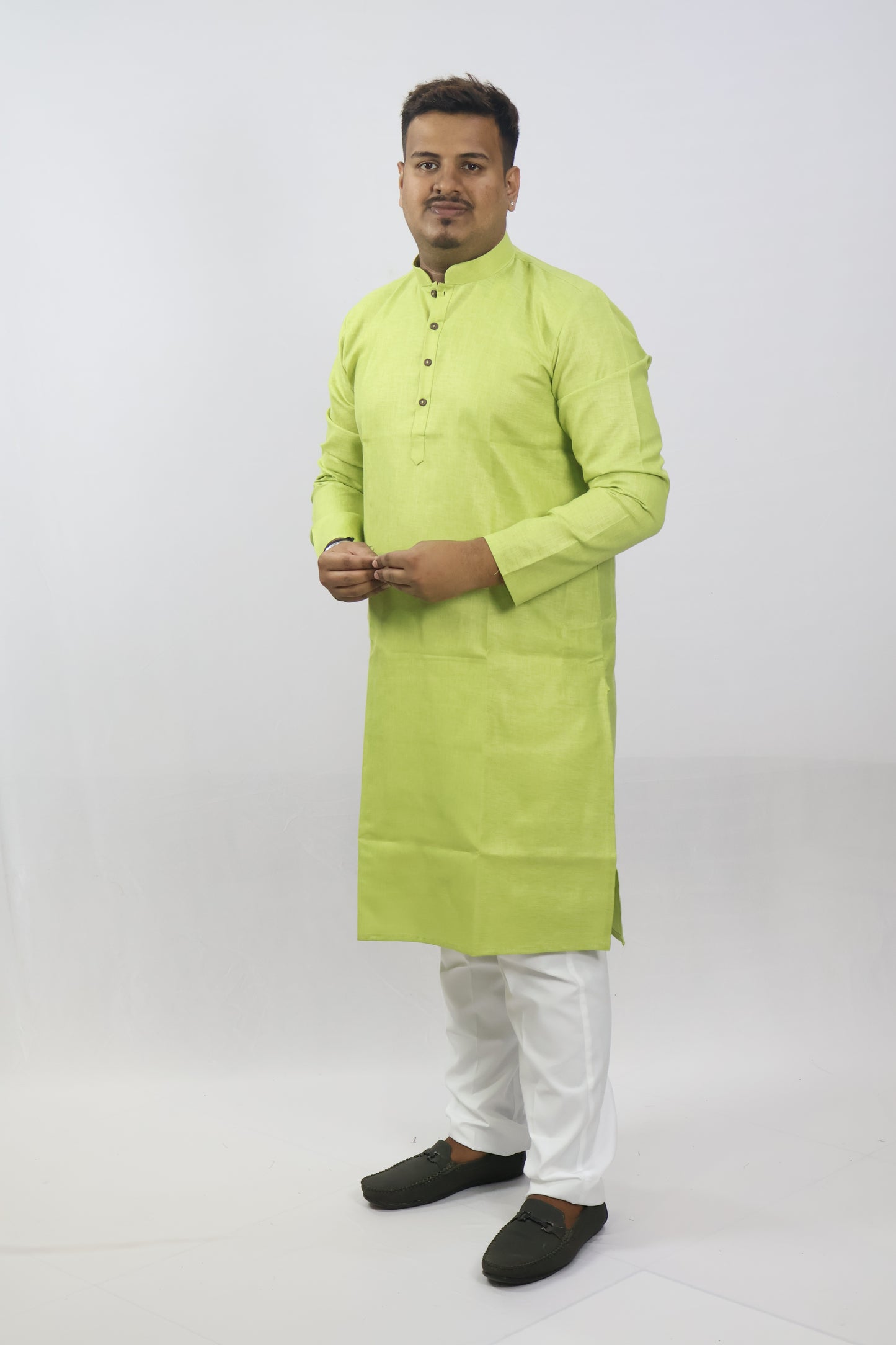 BLOSSOM MEN'S KURTA PARROT GREEN