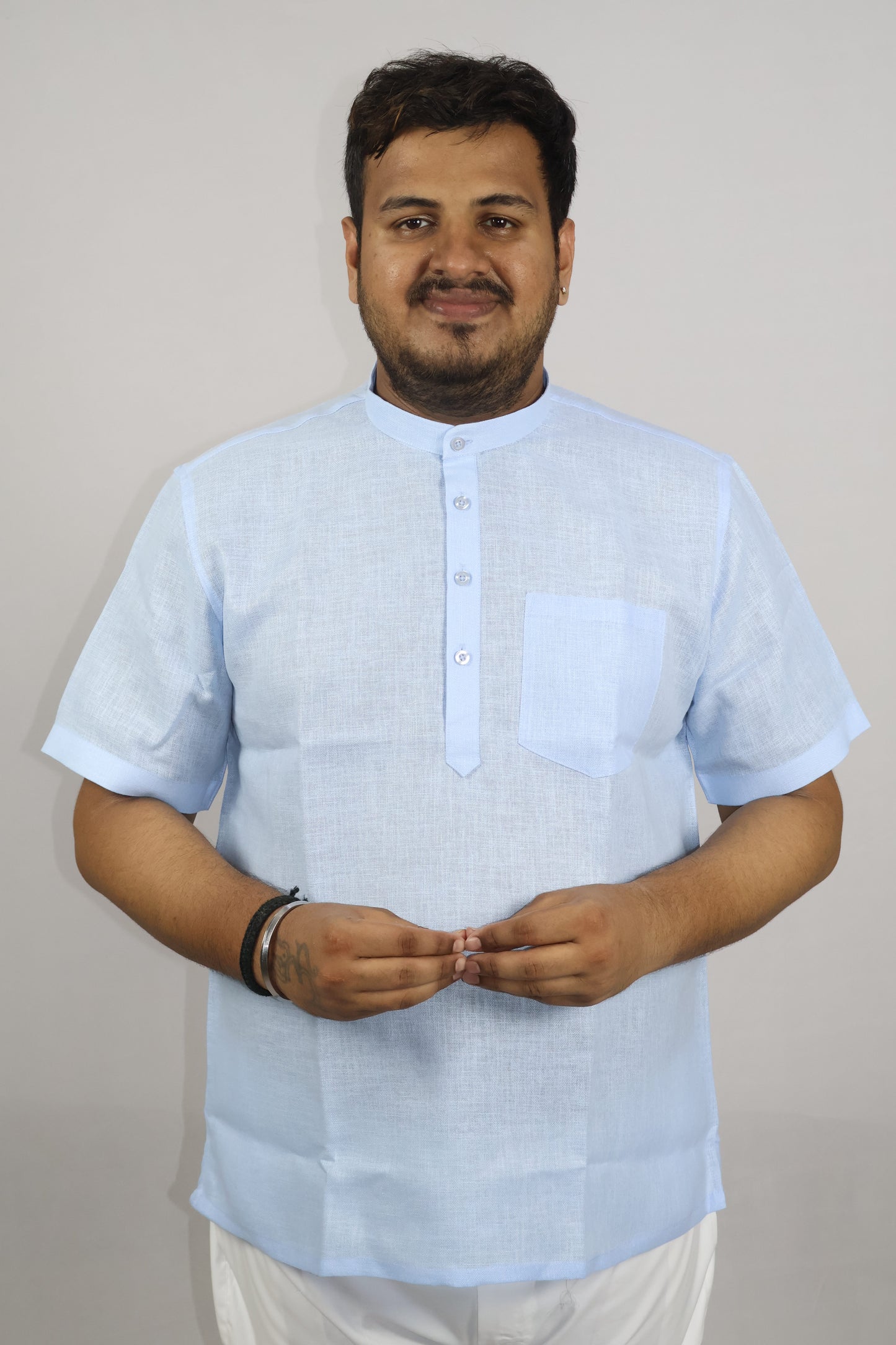 SHARPLINEN MEN'S HALF SLEEVE KURTA BLUE