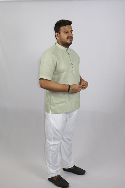 SHARPLINEN MEN'S HALF SLEEVE KURTA LIGHT GREEN