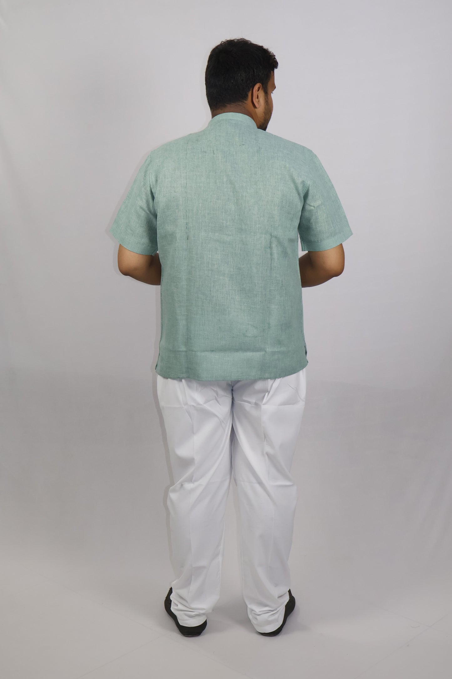 SHARPLINEN MEN'S HALF SLEEVE KURTA PISTA