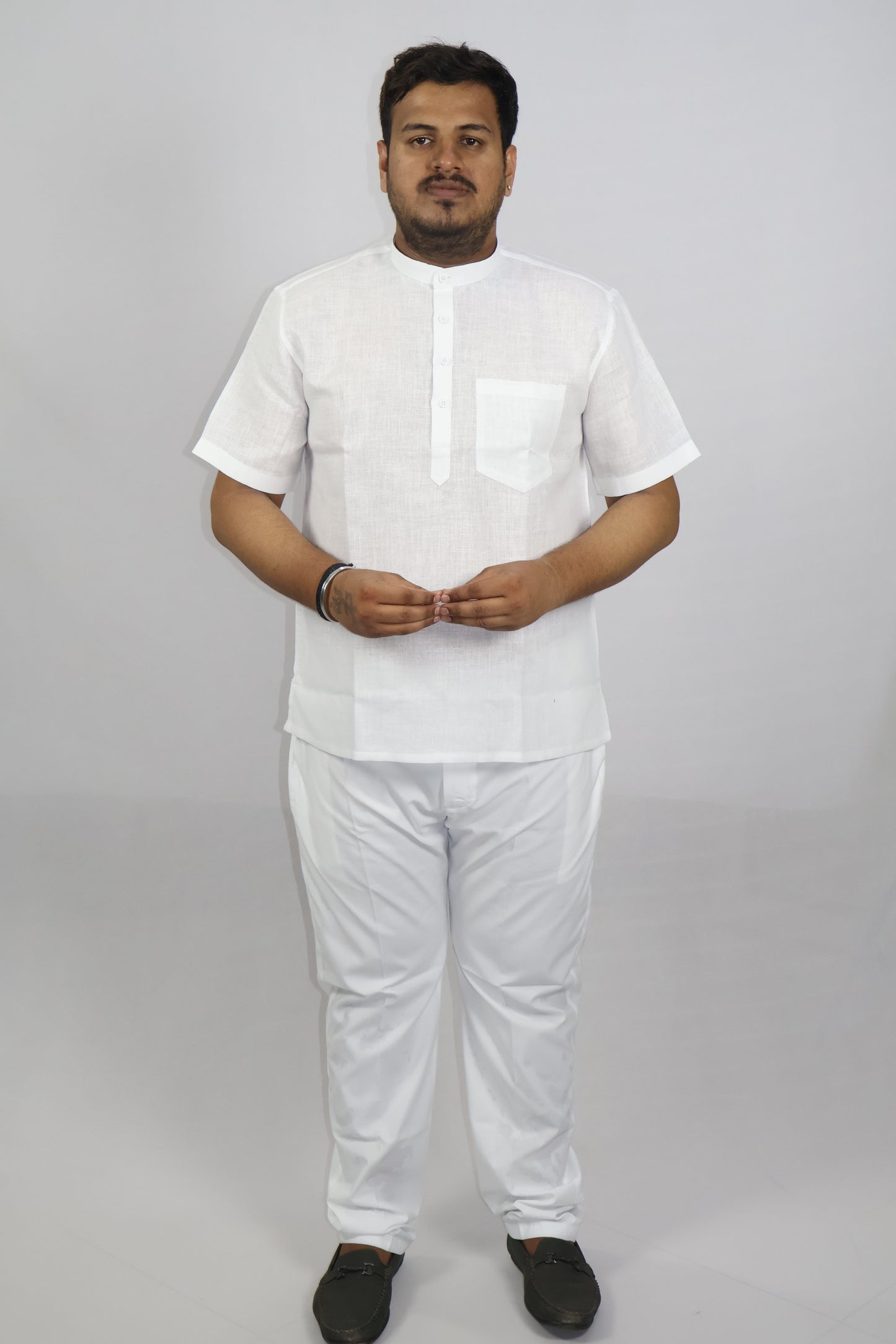 SHARPLINEN MEN'S HALF SLEEVE KURTA WHITE
