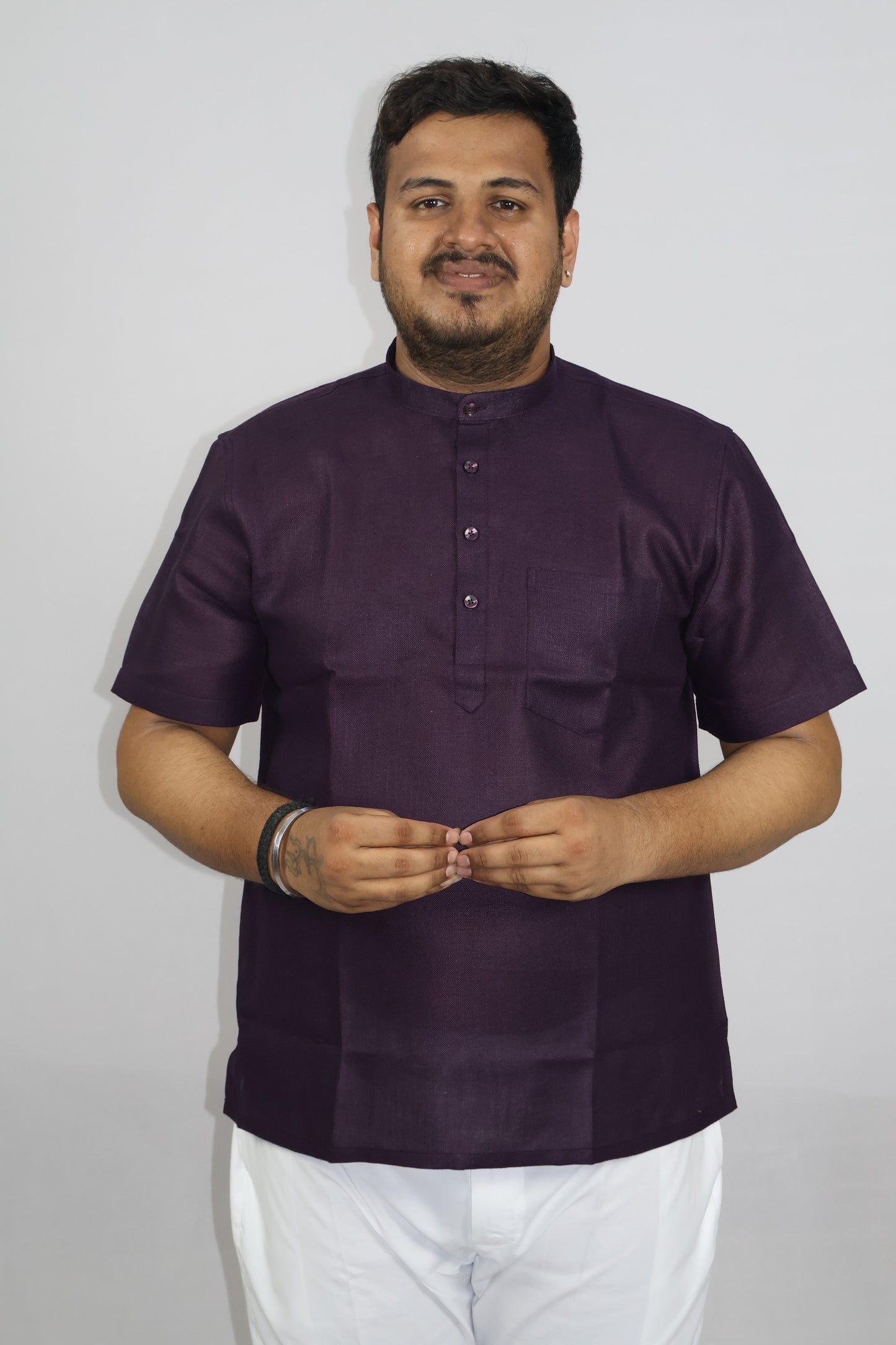 SHARPLINEN MEN'S HALF SLEEVE KURTA WINE